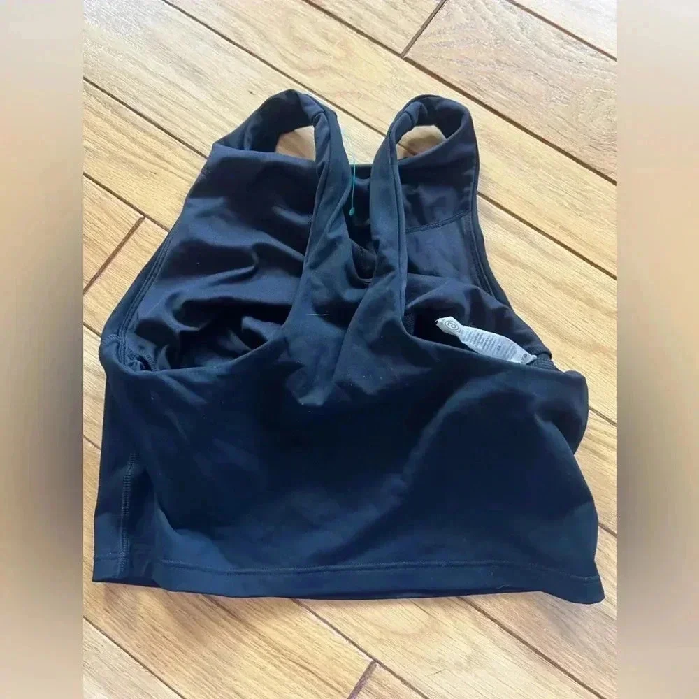 Athleta - Conscious Crop Top - Built in Sports Bra